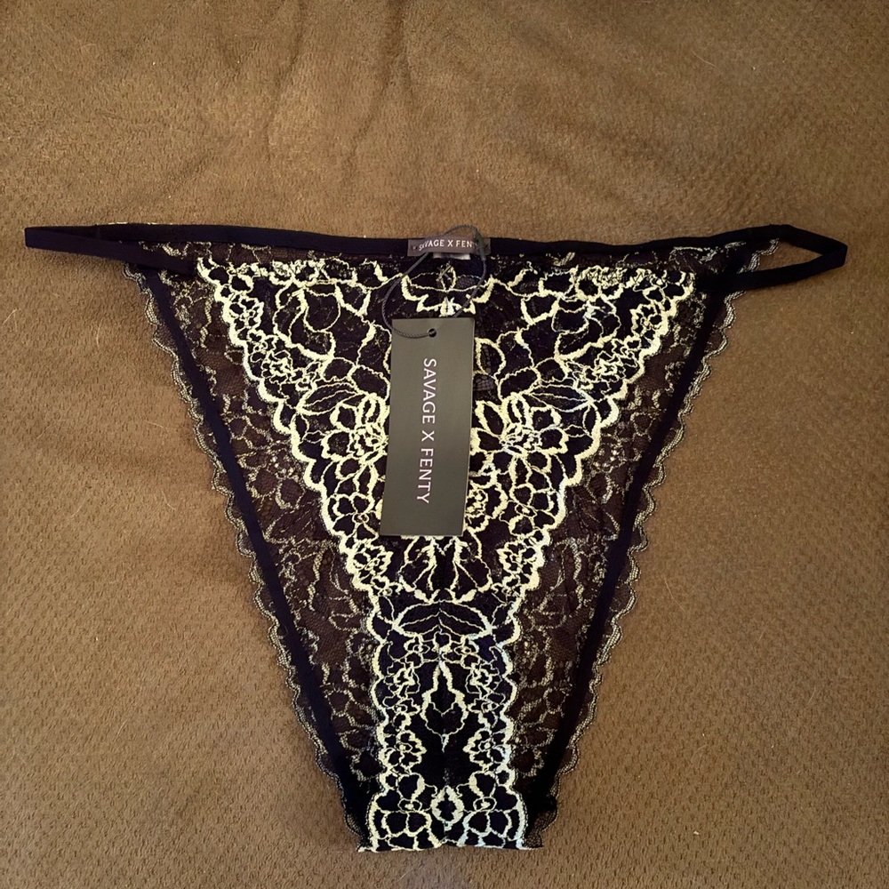 Savage X Fenty Navy and Green Lace Thong